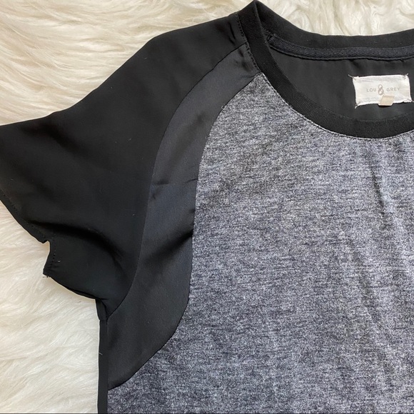 🔥SOLD🔥 Lou & Grey Sheer Sleeve T-Shirt Gray Black XS - Picture 14 of 16